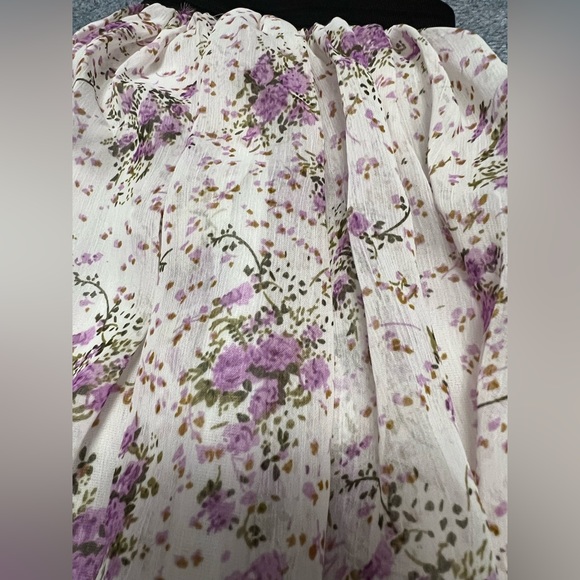 Purple/White Floral Skirt Size XS/S - Picture 3 of 3